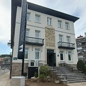 Mondragon Hotel